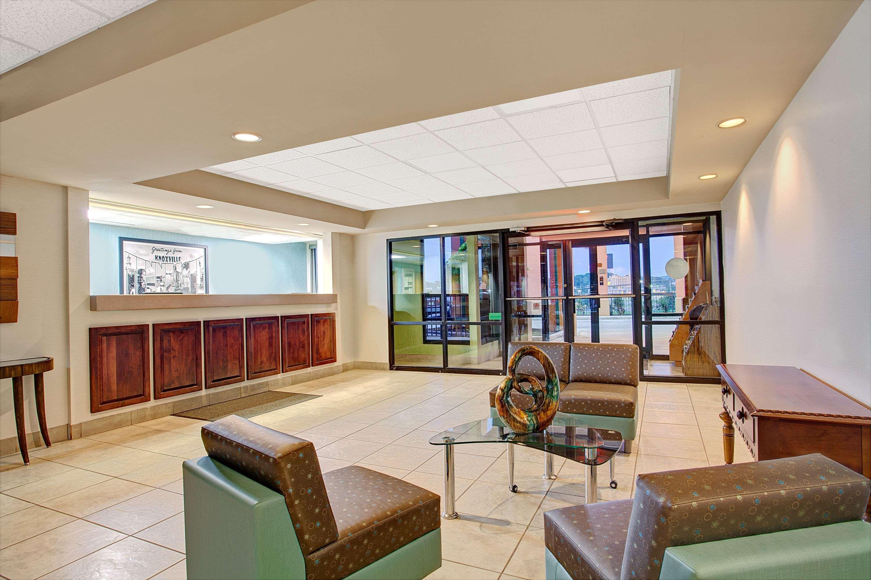 Super 8 By Wyndham Knoxville East Exterior foto